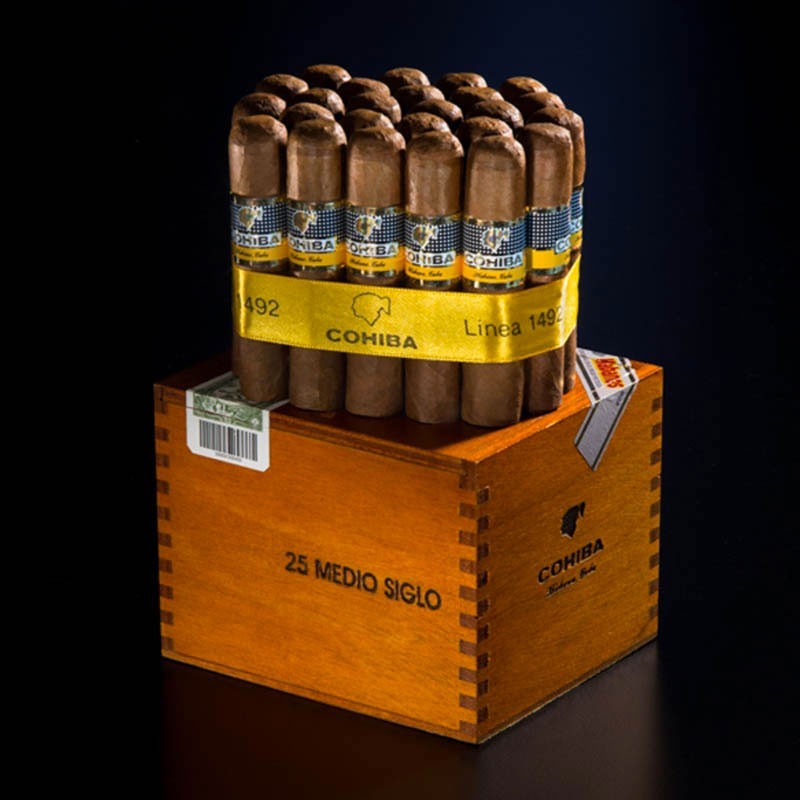 Sigaro Cubano Cohiba Medio Siglo